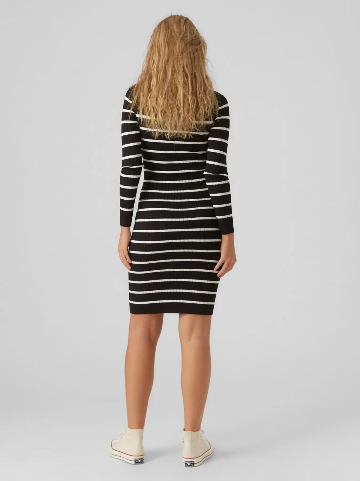 ROBE NEWSIV JUNE